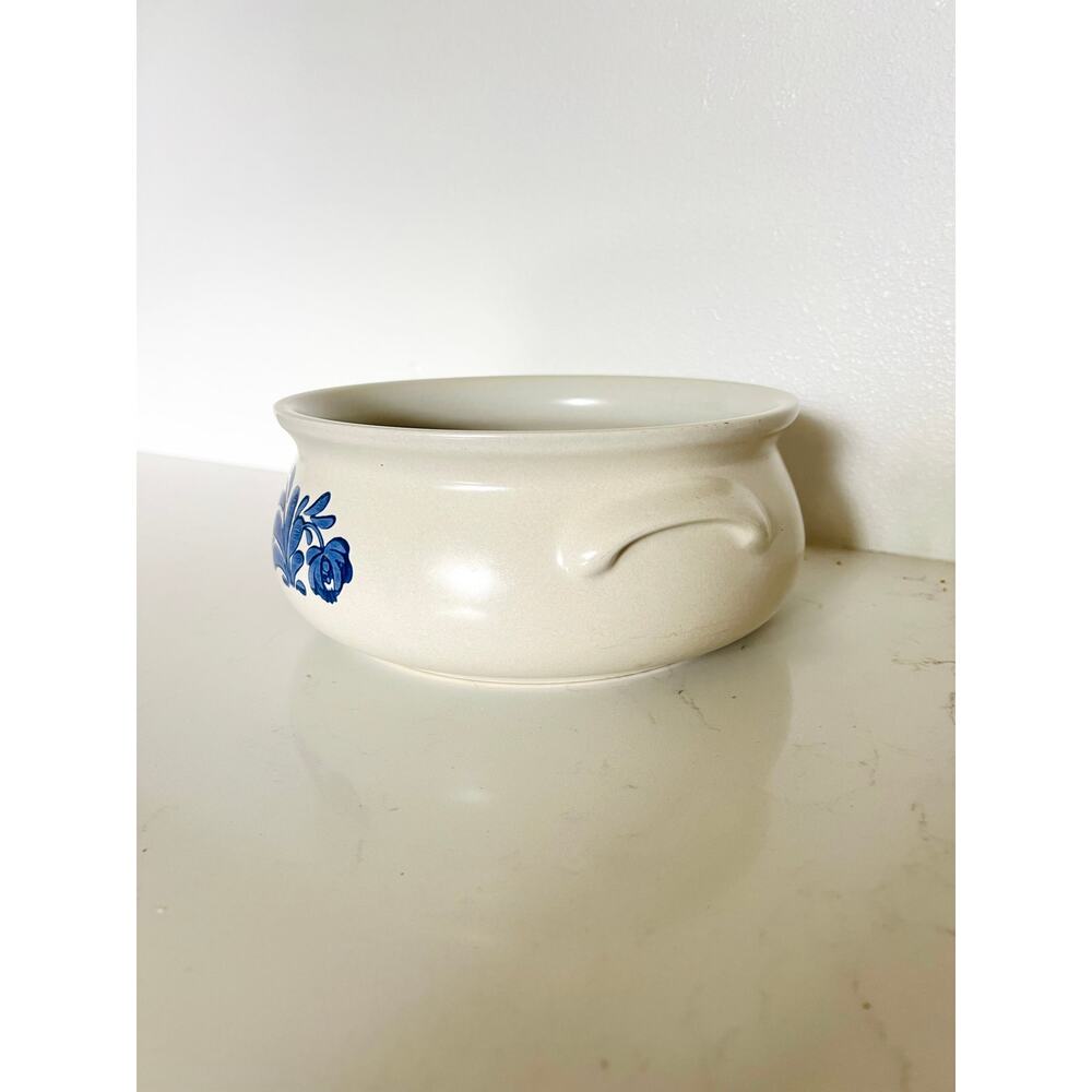 Vtg Pfaltzgraff Yorktowne Blue Stoneware 2qt Casserole Dish Pennsylvania Dutch - Picture 5 of 6